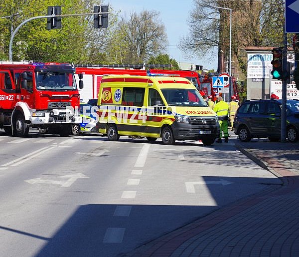 Poważny wypadek w Pleszewie. Wśród kilku hospitalizowanych jest czterolatek