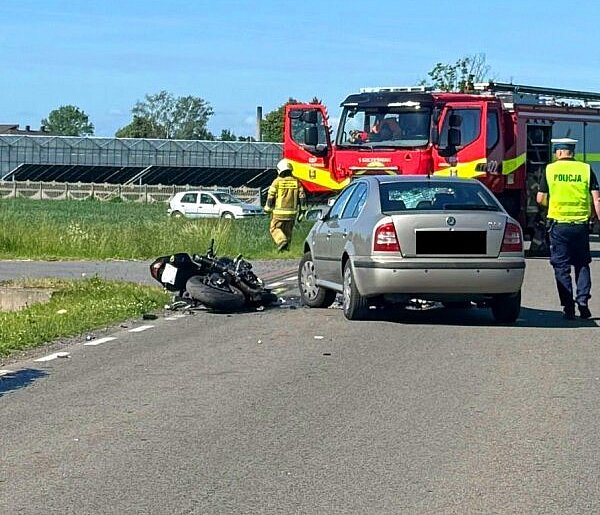 Motocyklista z powiatu pleszewskiego walczy o życie po ciężkim wypadku