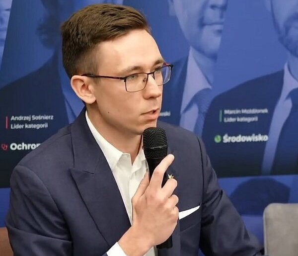 Spotkanie z politykami Konfederacji w Zajezdni Kultury w Pleszewie