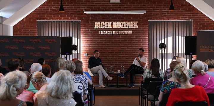 Nie tylko o aktorstwie. Jacek Rozenek w Pleszewie