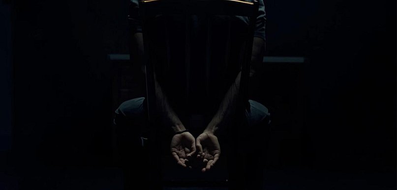 Piekło zamiast Sylwestra. Musiał  jeść szkło, używano ostrych przedmiotów