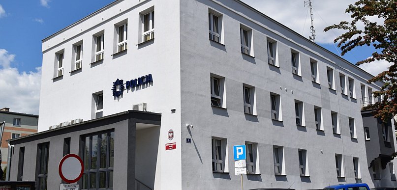 Nietrzeźwy kierowca  z przewoził pasażerów. Interweniowała drogówka