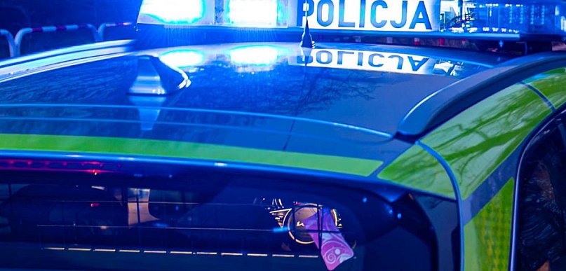 Na terenie przykościelnym w Pleszewie odkryto zwłoki młodego mężczyzny