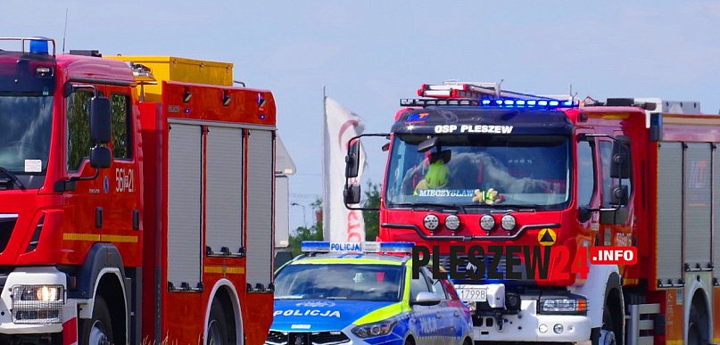 Uderzyła w forda, a następnie wjechała w płot przy ulicy Prokopowskiej