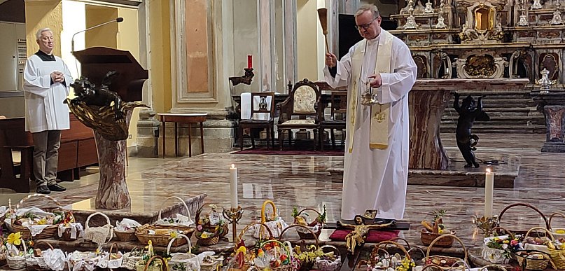 Od rana do popołudnia. Godziny święcenia pokarmów w parafiach powiatu
