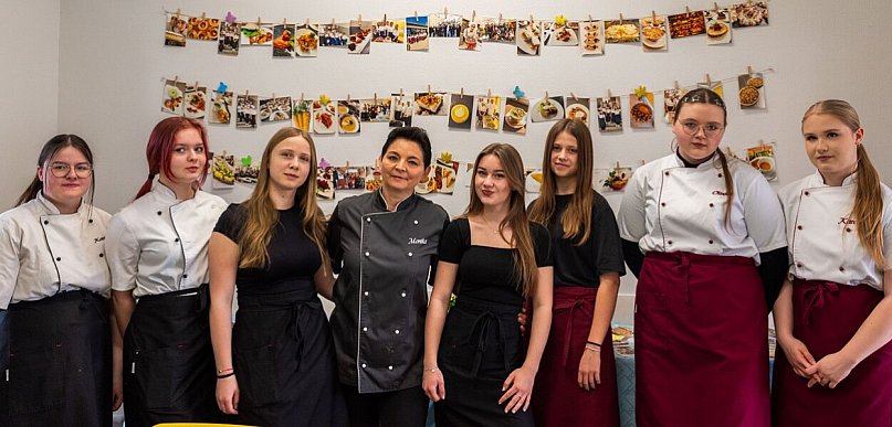 Młodzi technicy z Pleszewa podbijają Europę – sukces projektu Erasmus+