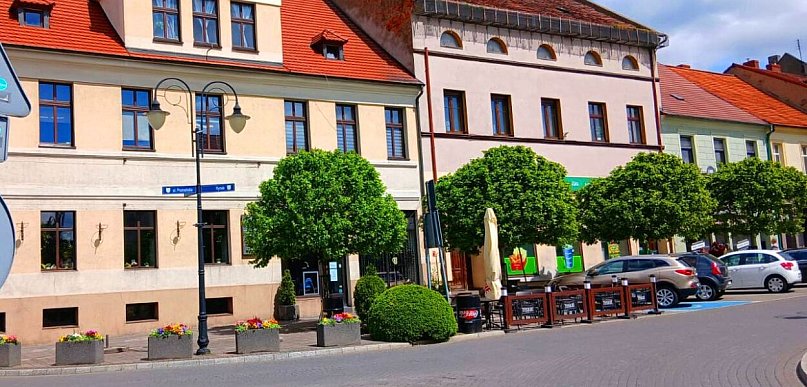 Zamówił kilka posiłków, wszystkie zjadł i uciekł. W pościg ruszyła kelnerka