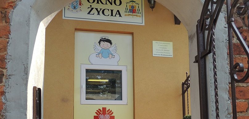 Mama zostawiła przy niemowlęciu wzruszający list. Chłopiec  w oknie życia