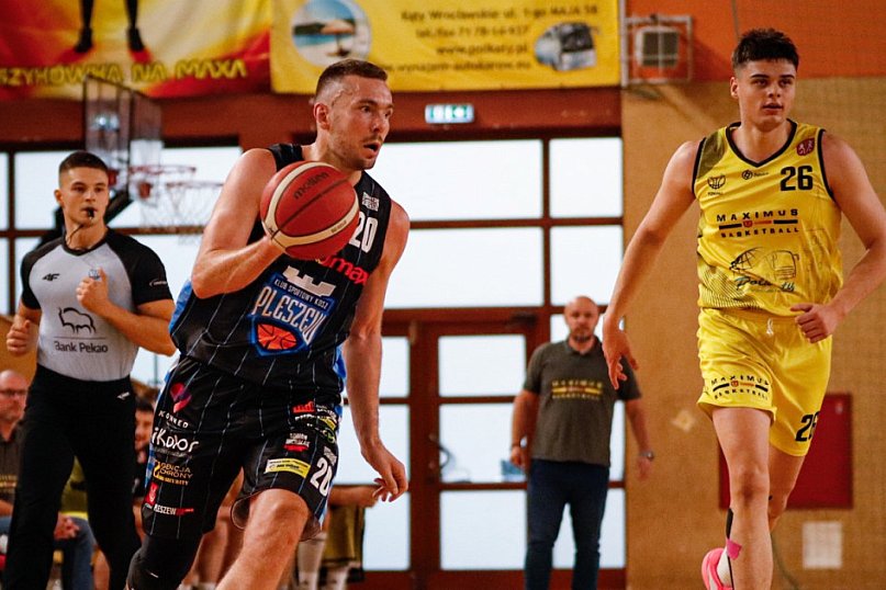 Polkątąty Kąty Wrocławskie - Kosz Ciepłomax Kompaktowy Pleszew