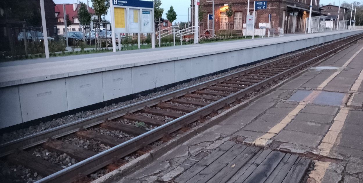 W związku z CPK ma być remontowany peron drugi dworca Pleszew w Kowalewie