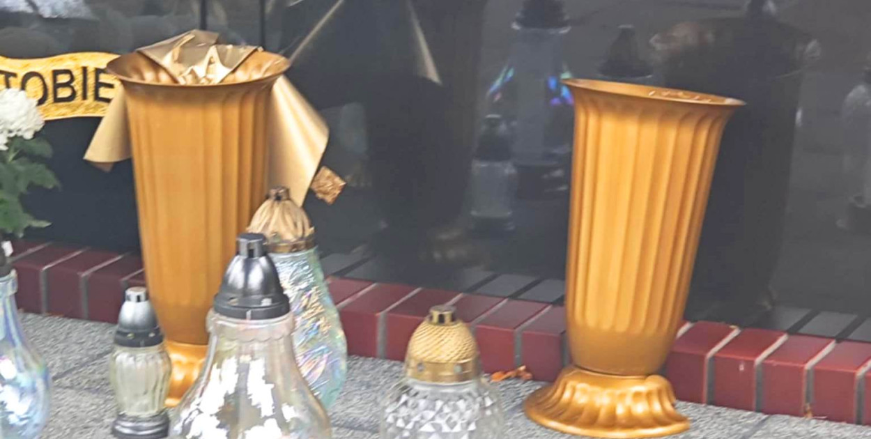 Zdjęcie z Cmentarza Komunalnego wykonane przez pleszewiankę. Stąd m.in. skradziono kwiaty. 