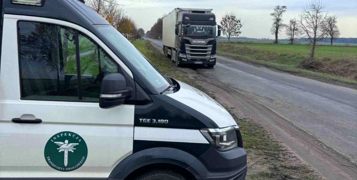 Inspektorzy pojawili się przy trasie Brzezie - Bogusław. FOT. ITD Ostrów