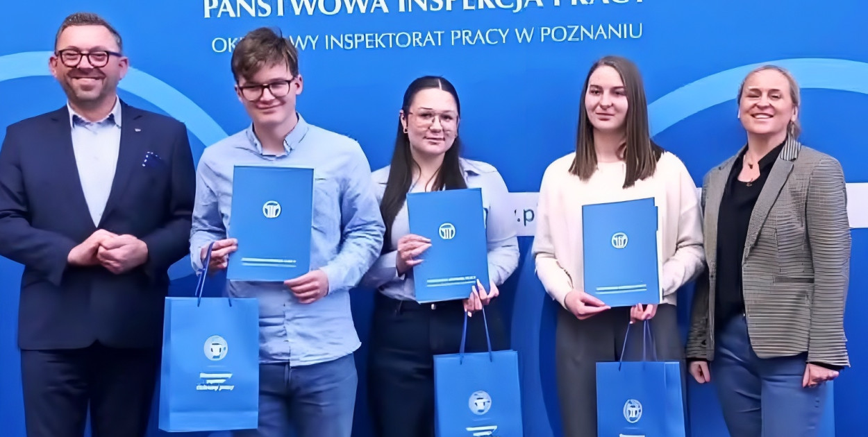 Uczniowie z Zielonej popisali się wiedzą. Teraz już finał w Warszawie!