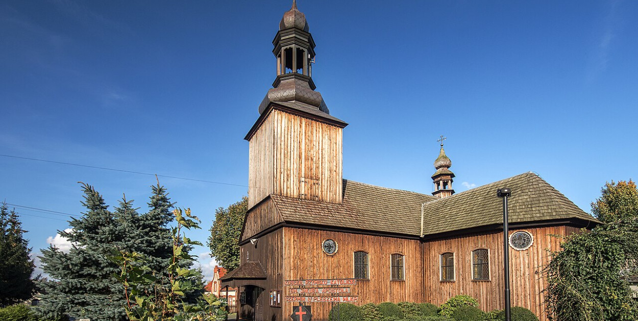 Alarm w zabytkowym kościele w Czerminie. Straże pożarne postawione na nogi
