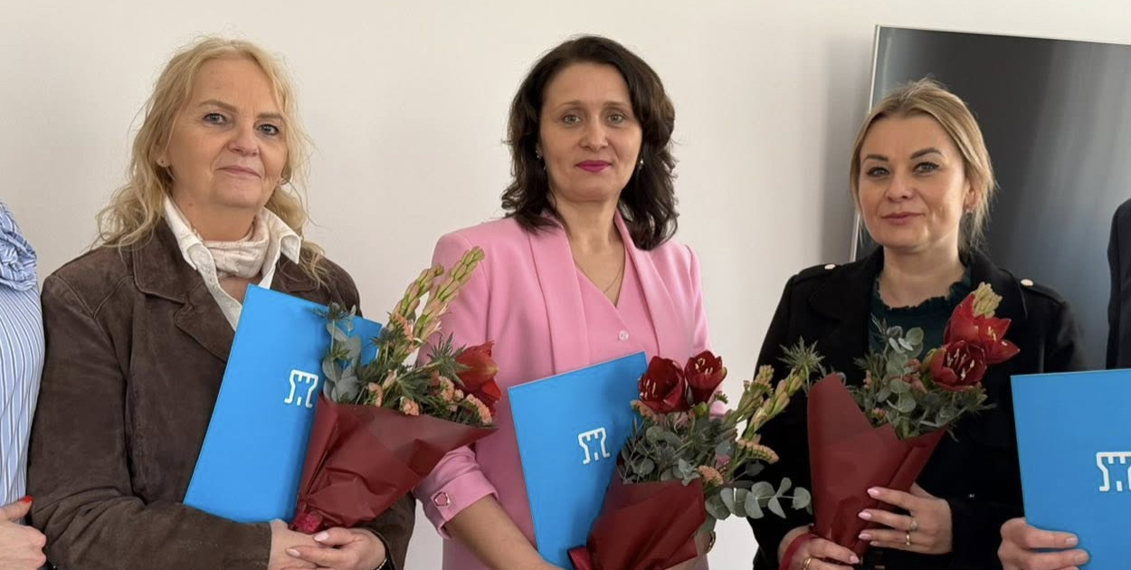 Panie dyrektorki wybrane na kolejną kadencję. Nie trzeba było konkursów